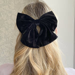 Load image into Gallery viewer, QueenMee Black Hair Bow Velvet Bow Hair Clip
