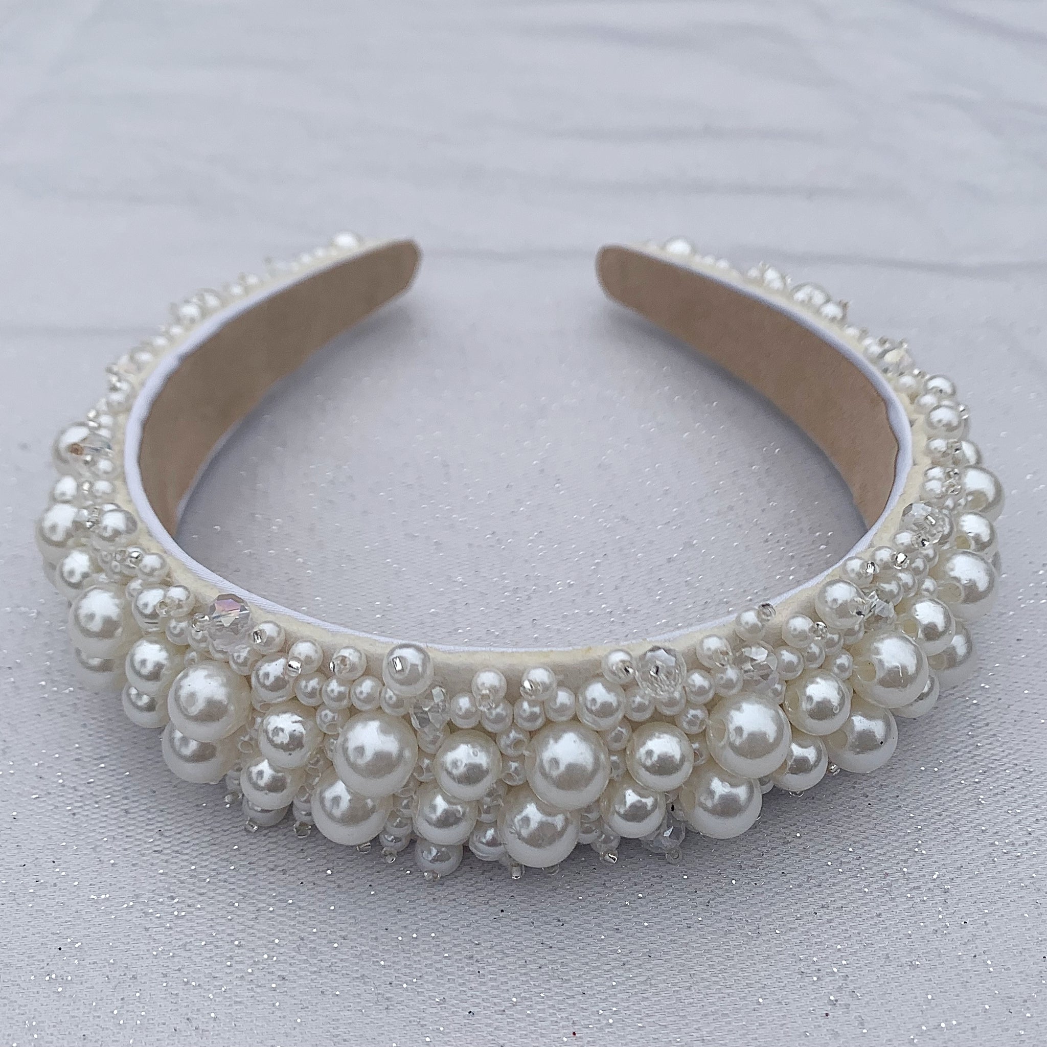 QueenMee Pearl Headband with Crystal