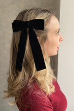 Load image into Gallery viewer, QueenMee Black Velvet Hair Bow Hair Clip Alligator Clip
