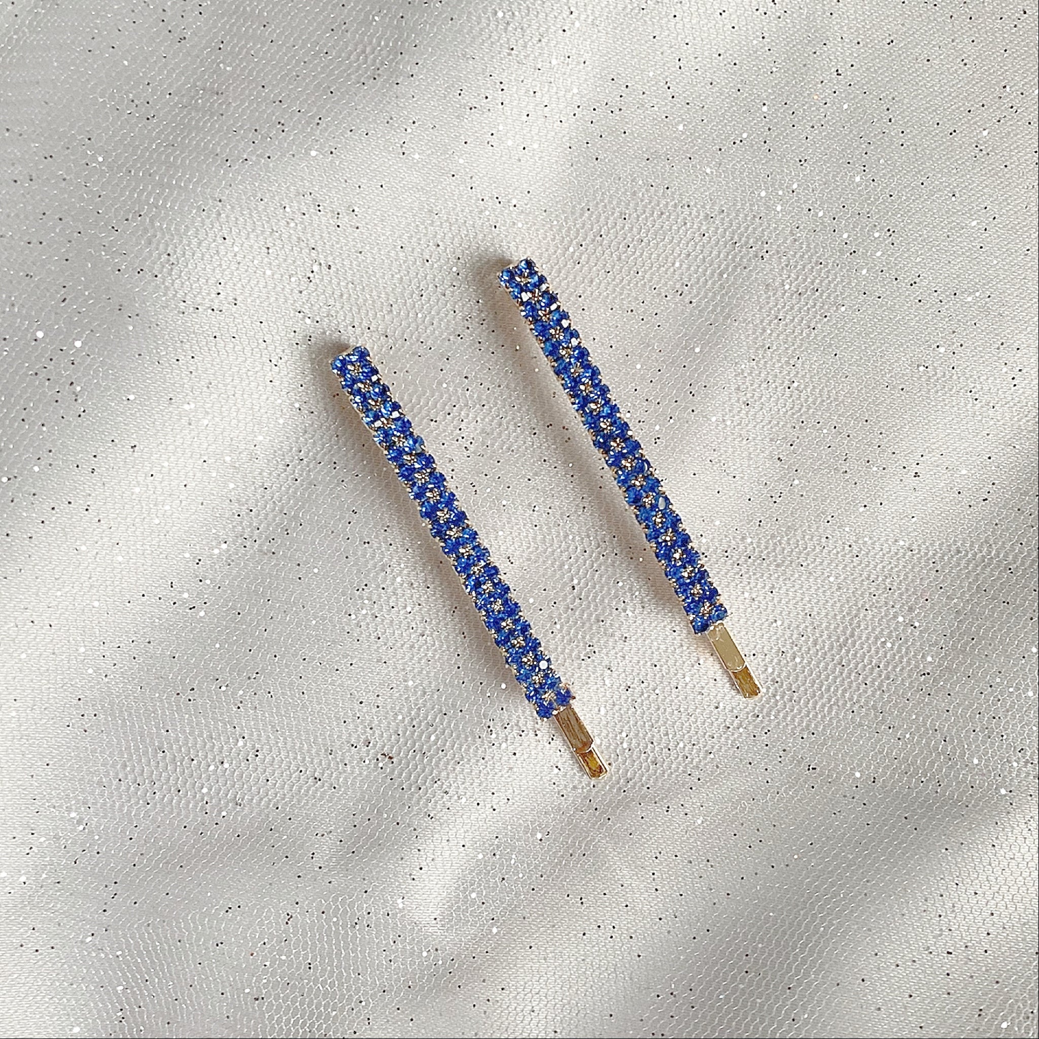 QueenMee Blue Hair Slides Set of 2