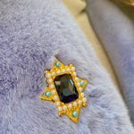 Load image into Gallery viewer, QueenMee Blue Vintage Brooch
