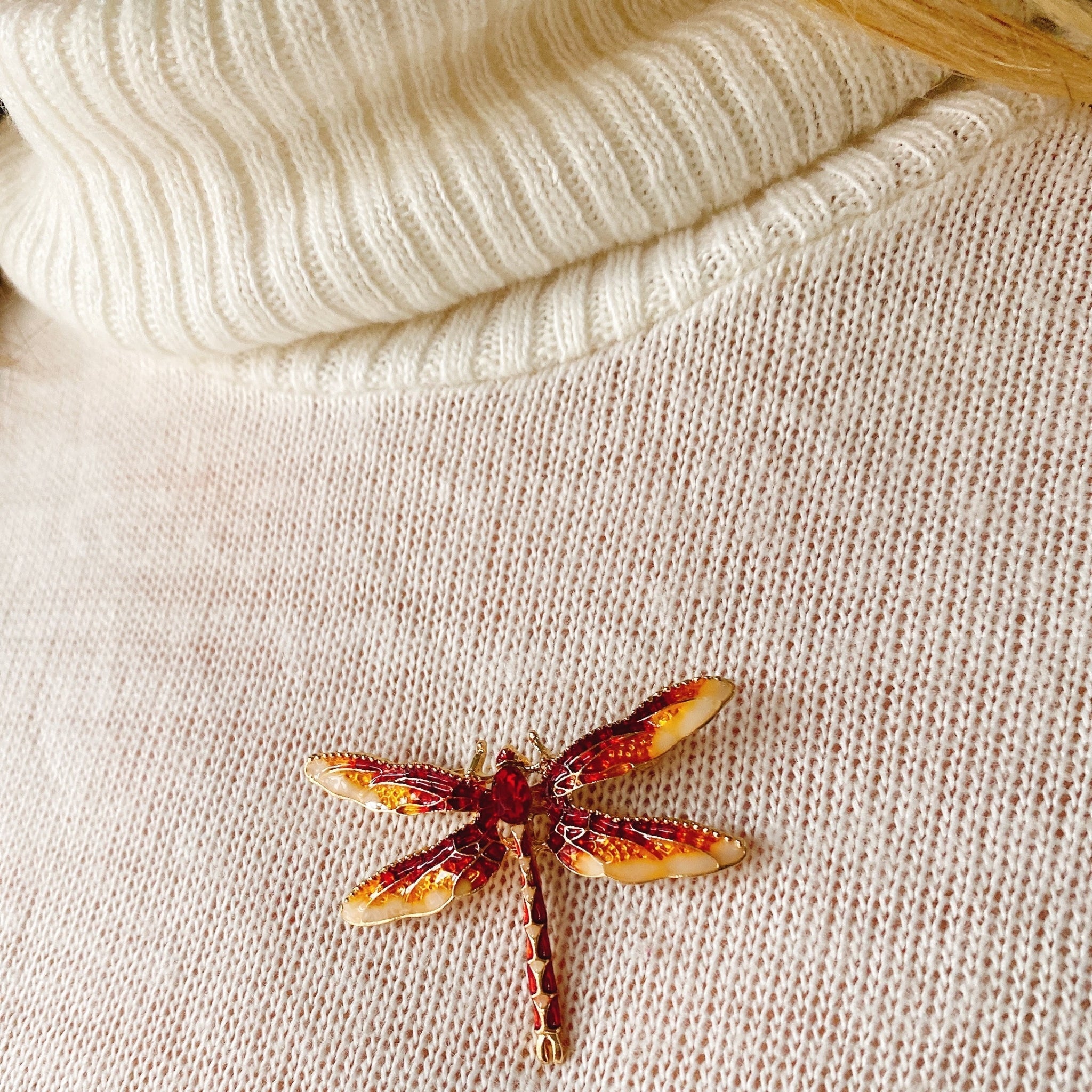 QueenMee Dragonfly Brooch in Enamel with Crystal