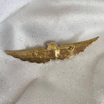 Load image into Gallery viewer, QueenMee Gold Brooch Winged
