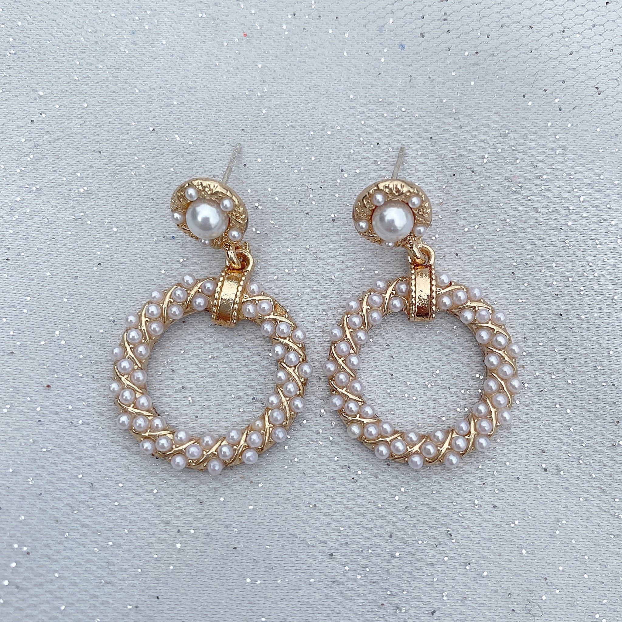 QueenMee Gold Pearl Earrings Circular Vintage Inspired