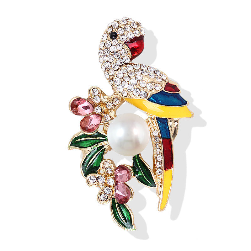 QueenMee Parrot Brooch with Pearl