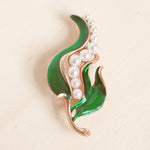 Load image into Gallery viewer, QueenMee Pea Brooch Green Brooch with Pearl and Enamel
