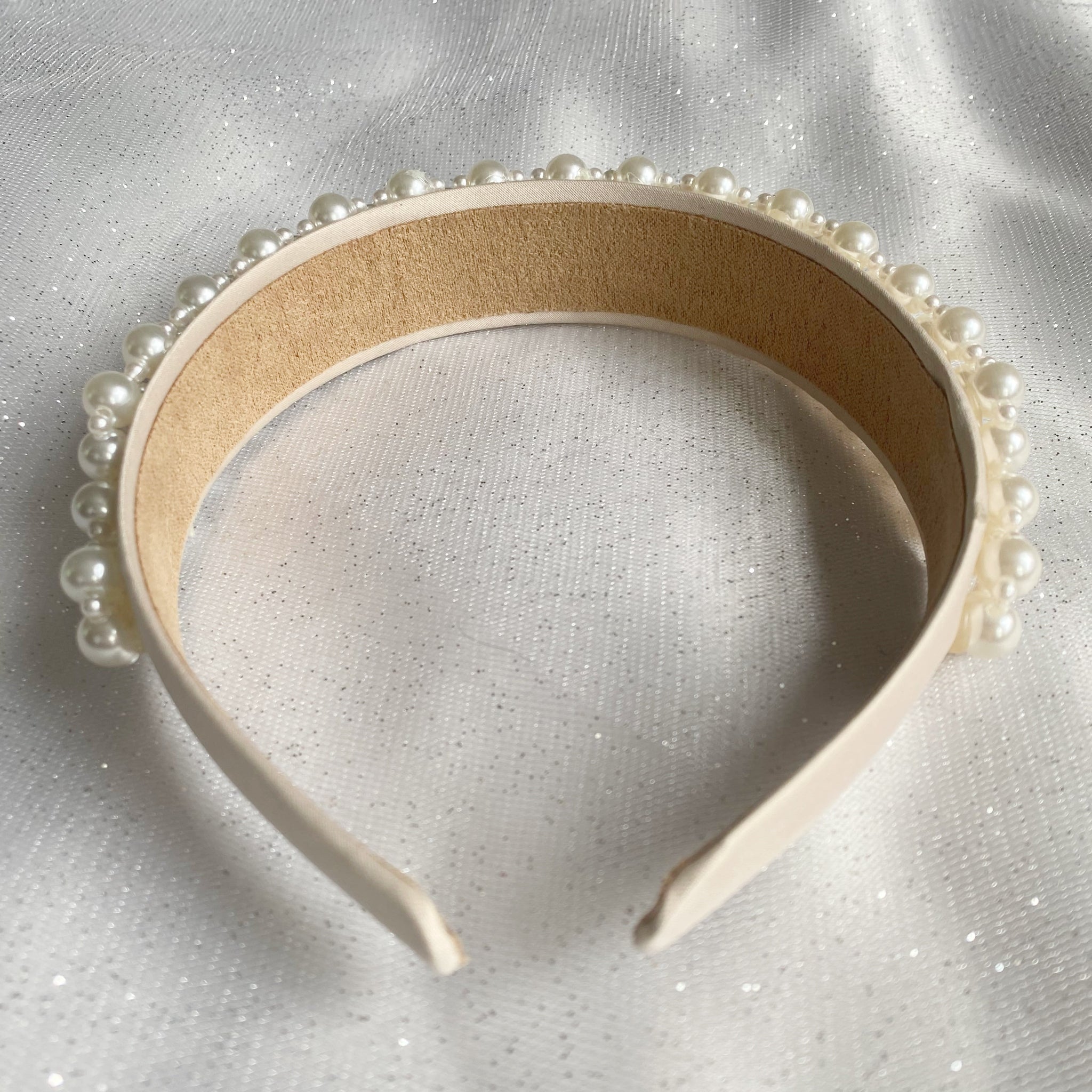 QueenMee Pearl Headband Woven