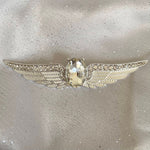 Load image into Gallery viewer, QueenMee Silver Brooch 1920s Inspired
