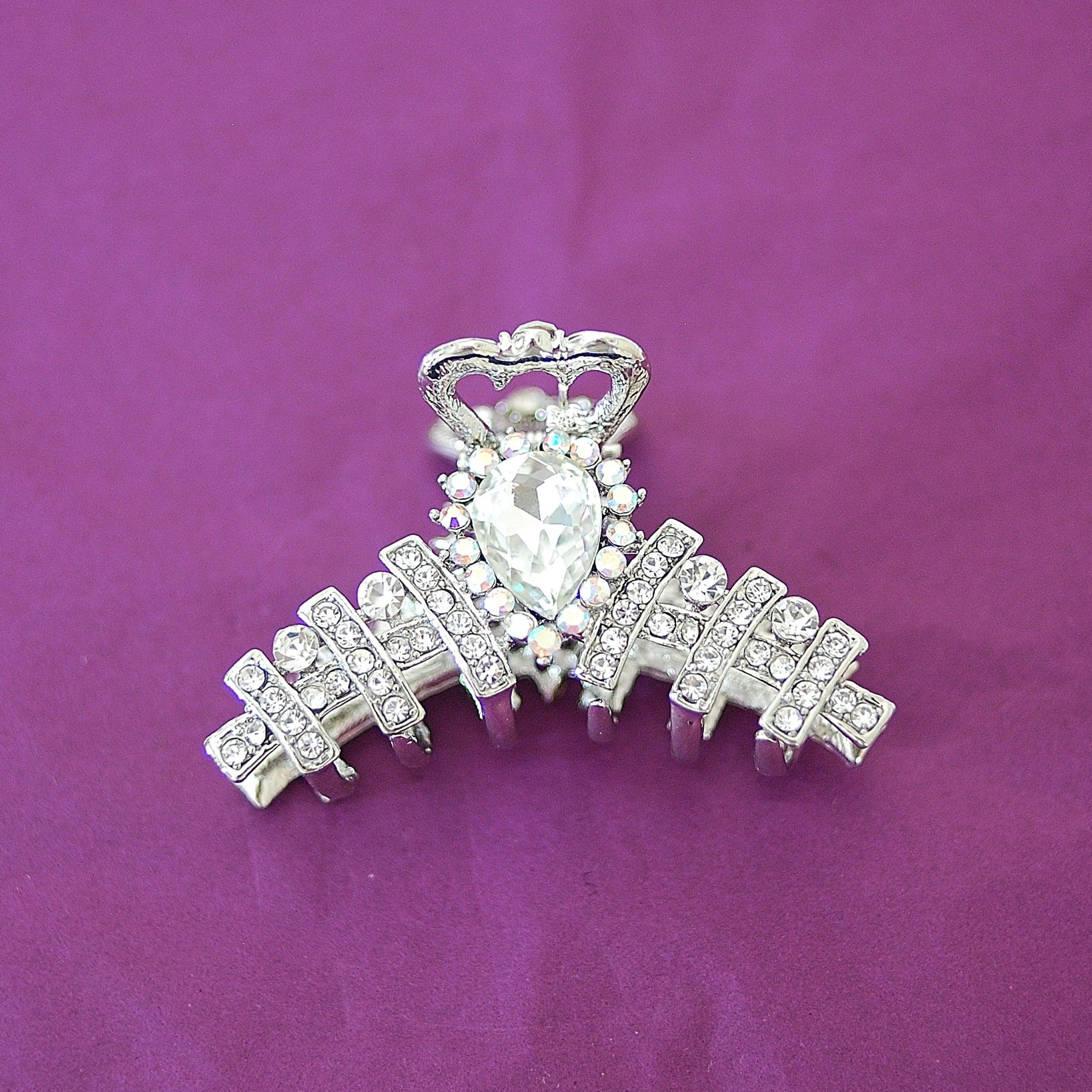 QueenMee Silver Claw Hair Clip with Diamante