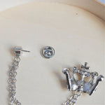 Load image into Gallery viewer, QueenMee Silver Crown Brooch with Chain
