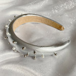 Load image into Gallery viewer, QueenMee Silver Padded Headband with Pearls
