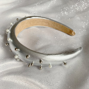 QueenMee Silver Padded Headband with Pearls