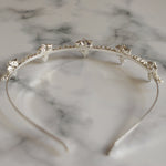 Load image into Gallery viewer, QueenMee Silver Pearl Headband
