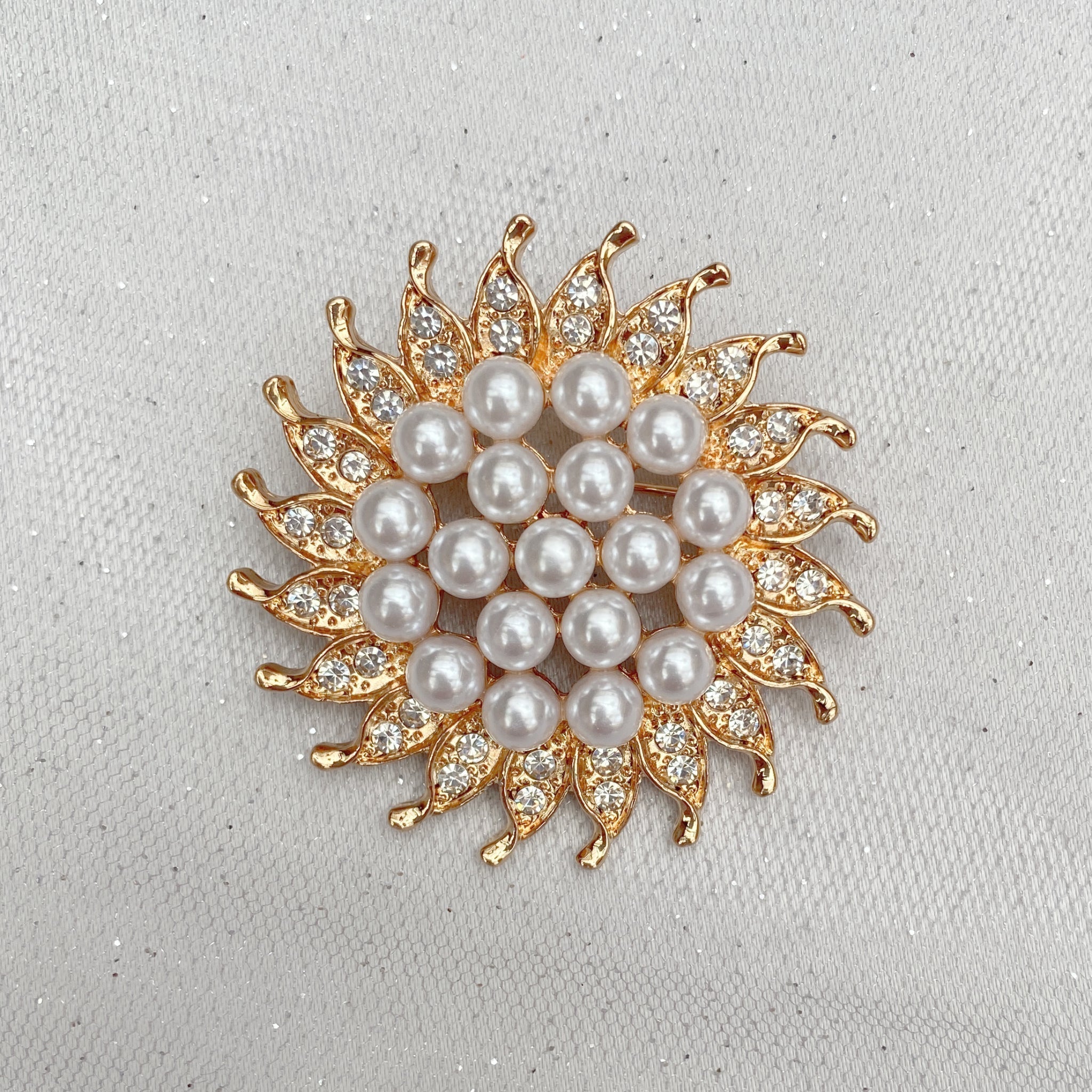 QueenMee Sunflower Brooch with Pearl and Crystal in Silver or Gold