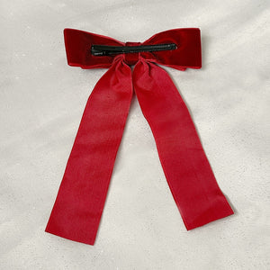 QueenMee Velvet Bow Hair Clip in Red Alligator Clip