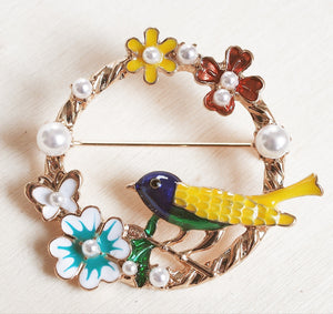 QueenMee Vintage Brooch with Bird in Enamel