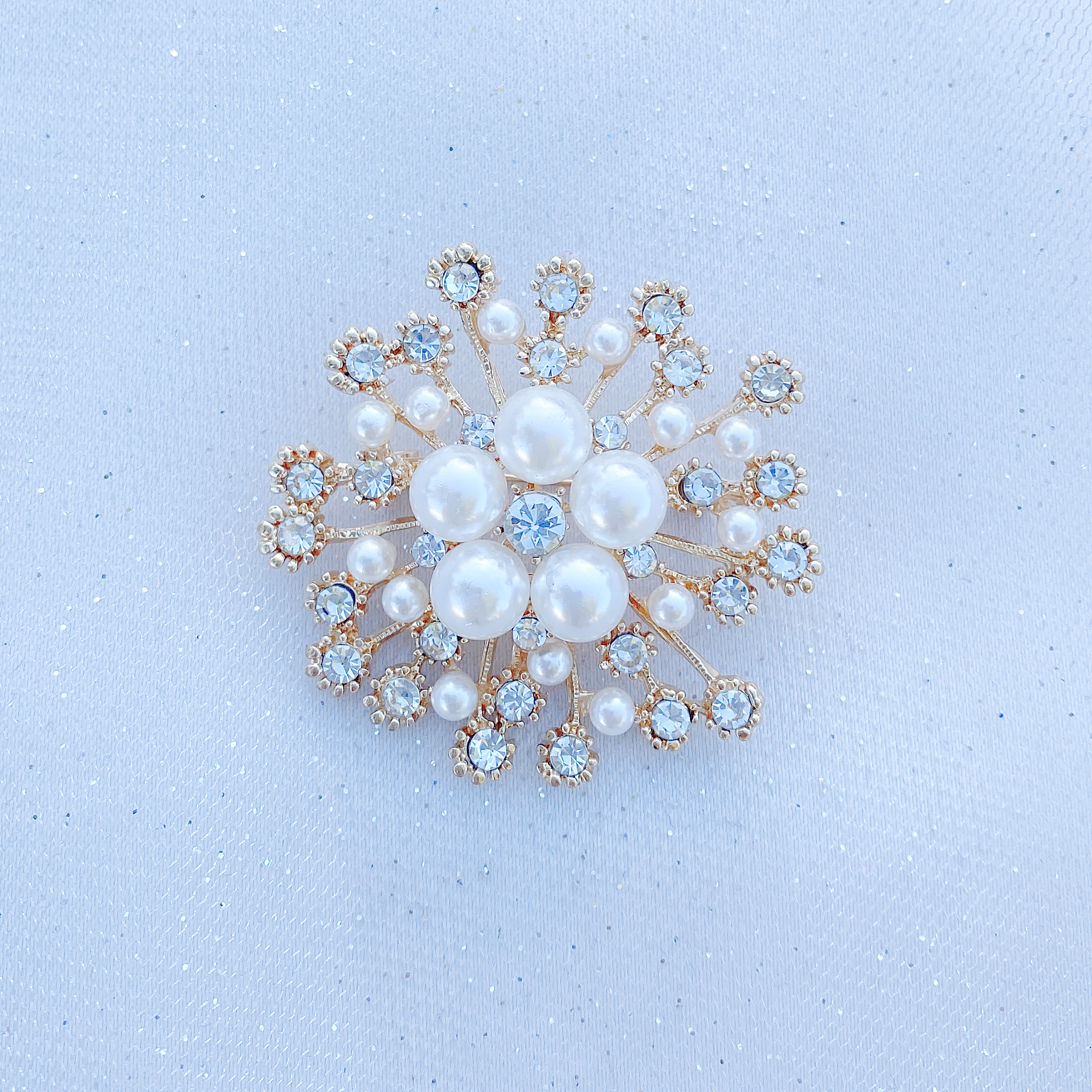 QueenMee Vintage Brooch with Pearl and Crystal - As Seen with Gok