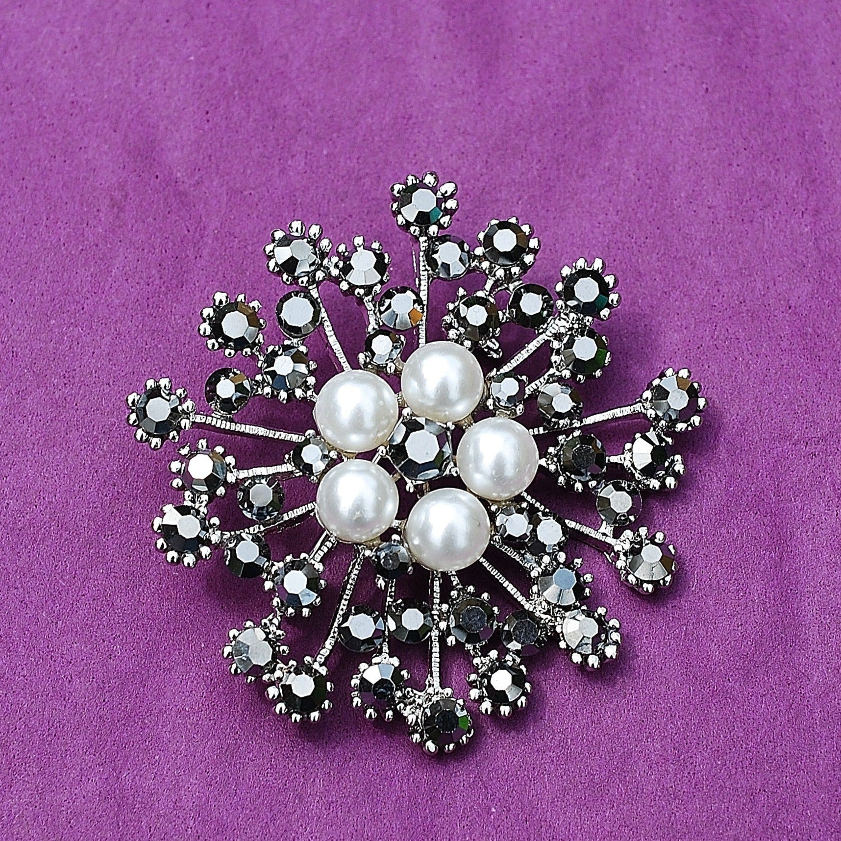 QueenMee Vintage Brooch with Pearl and Crystal - As Seen with Gok