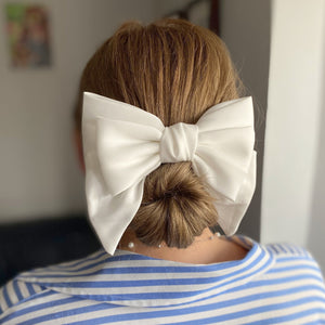 QueenMee White Satin Hair Bow White Hair Clip